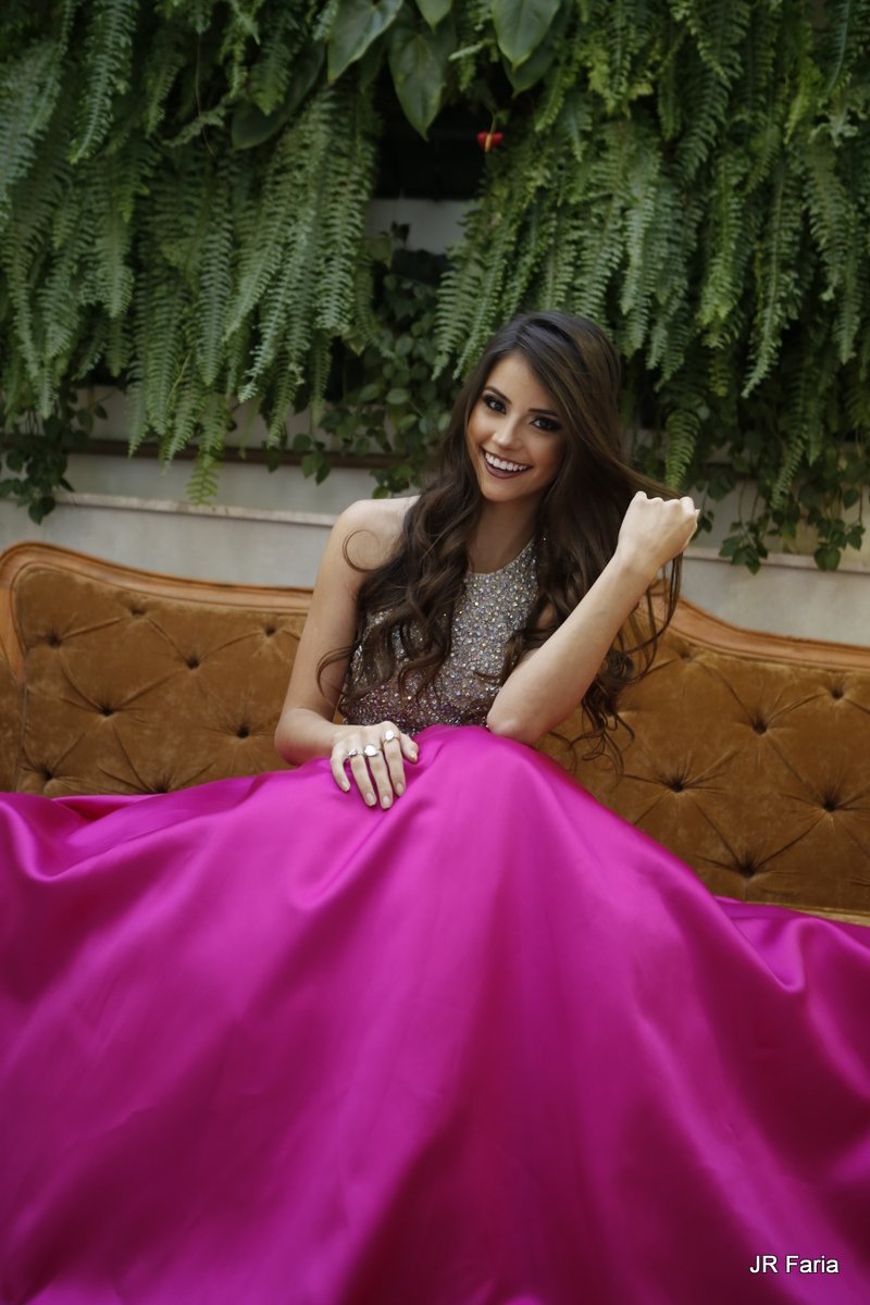 Imagem de debutantes do Rhema